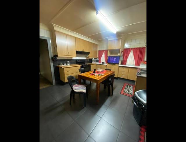 3 BEDROOM HOUSE FOR SALE IN STRUBENVALE